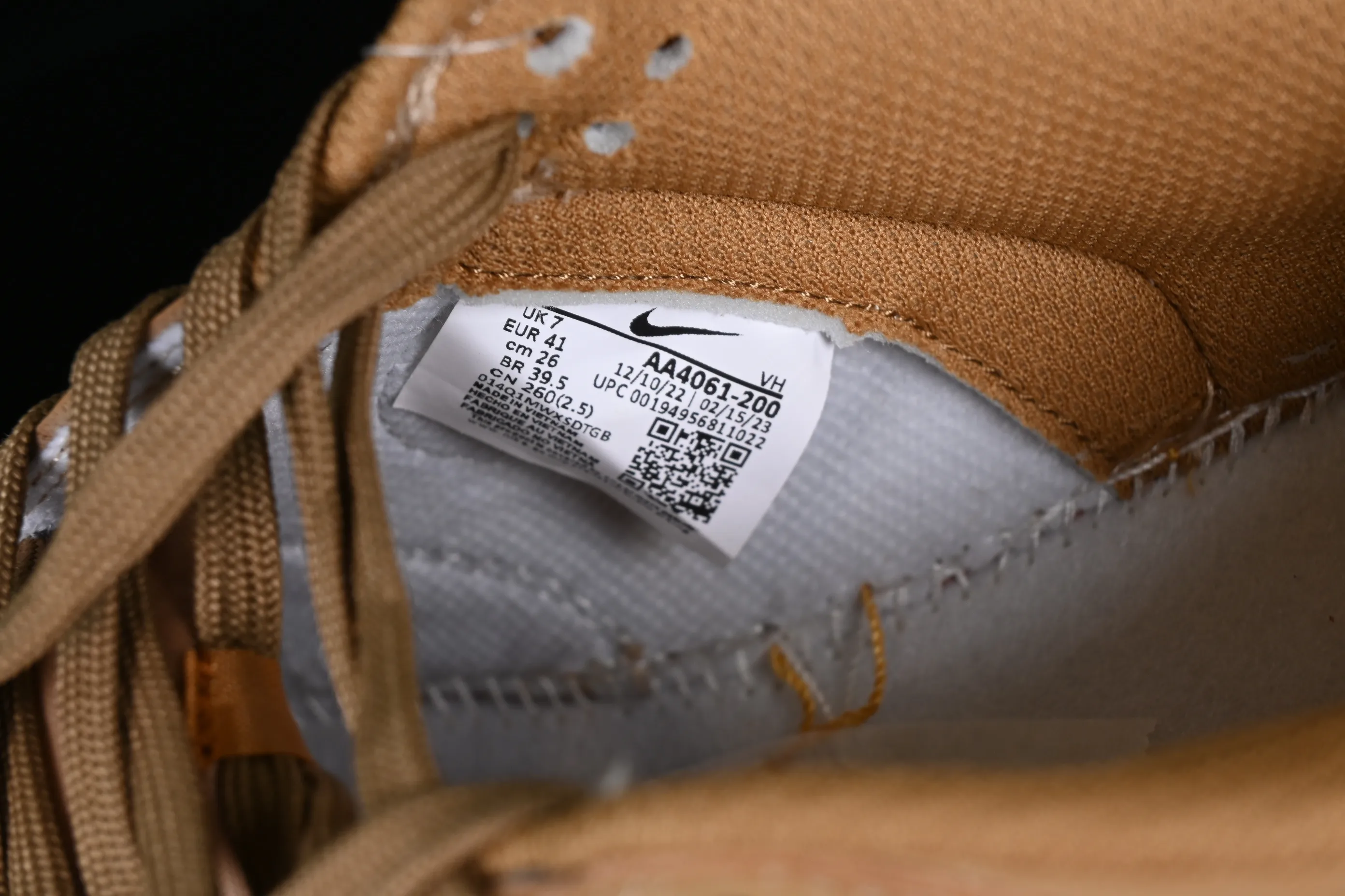 All categories Nk SB Dunk series Nk SB Dunk Low low-top sneakers F version Nk SB Dunk Low suede wheat SB low-top casual sneakers AA4061-200